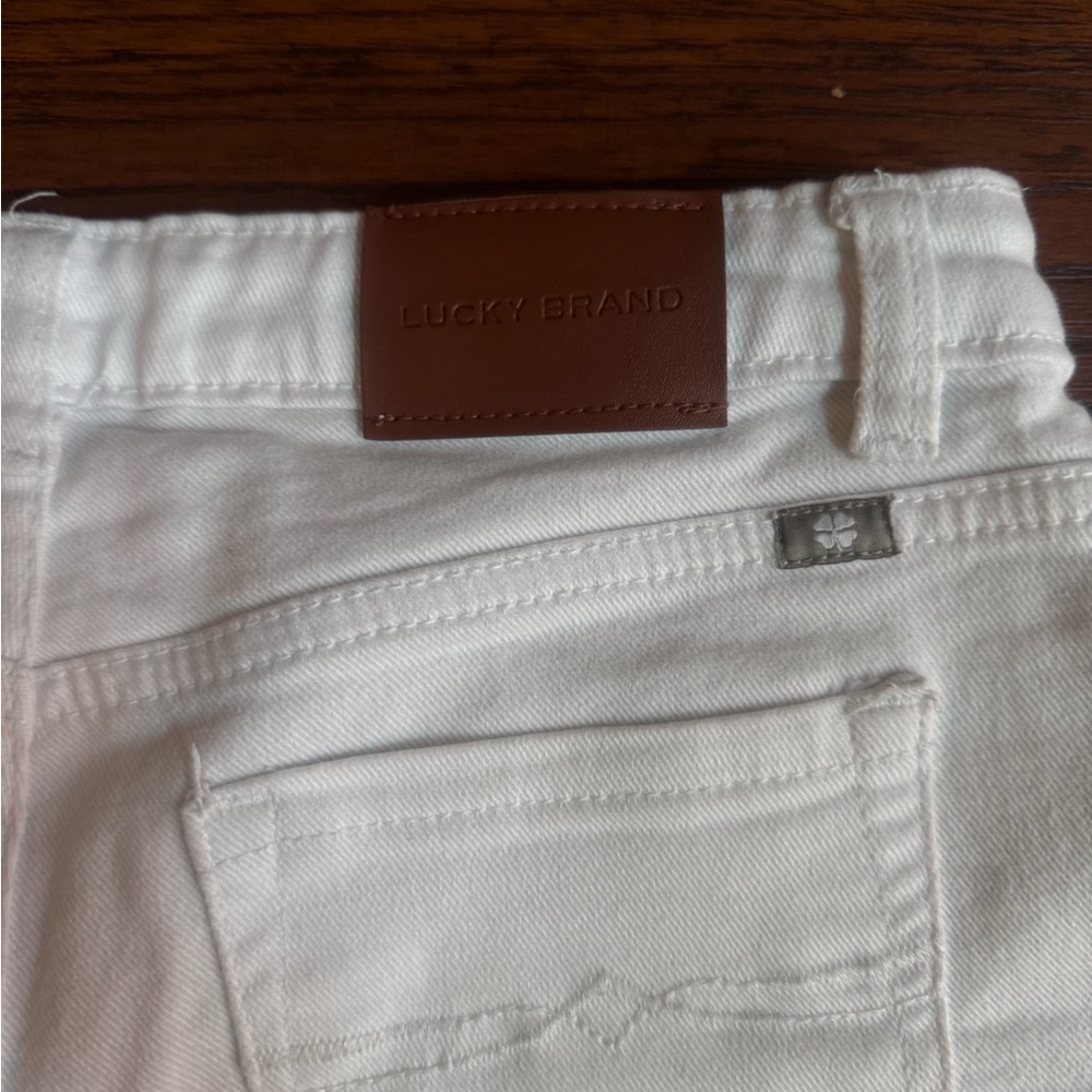 {Lucky Brand + New York Laundry} bundle of shorts - Picture 13 of 16